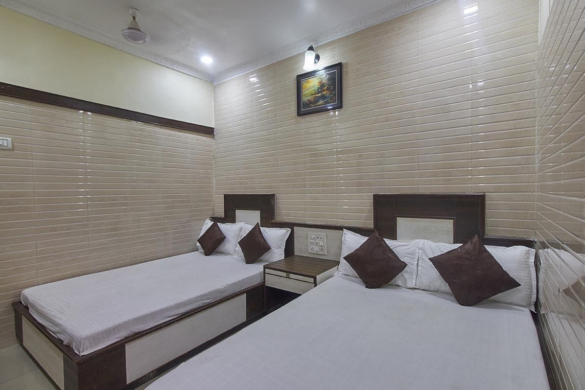 Plaza Guest House 뭄바이 외부 사진